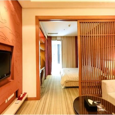 Starway Hotel Silver Zhuhai Exterior photo