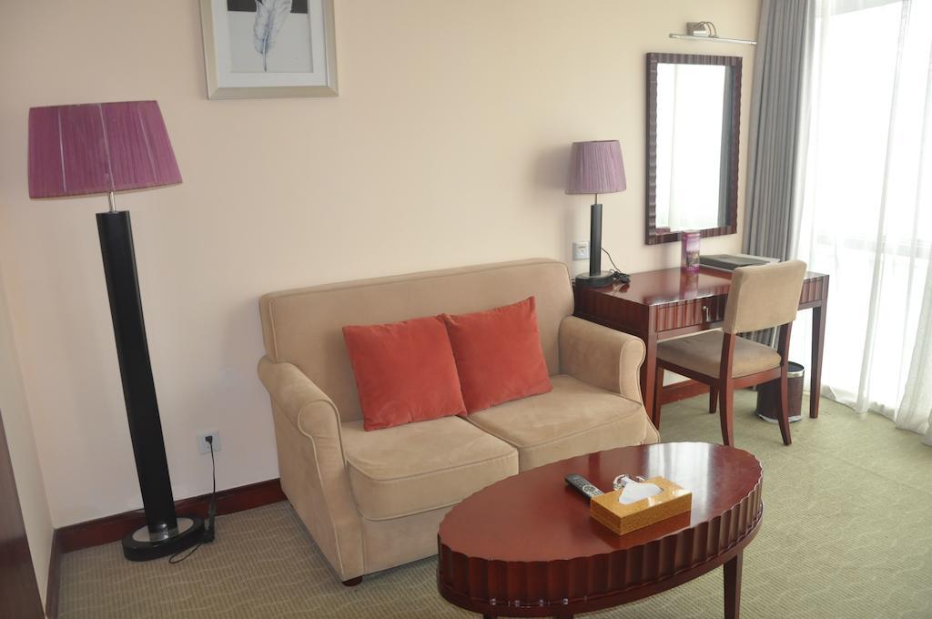 Starway Hotel Silver Zhuhai Room photo